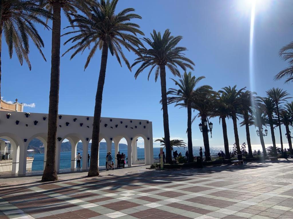 Atico & Terraza By Maison Jaken Nerja Extérieur photo